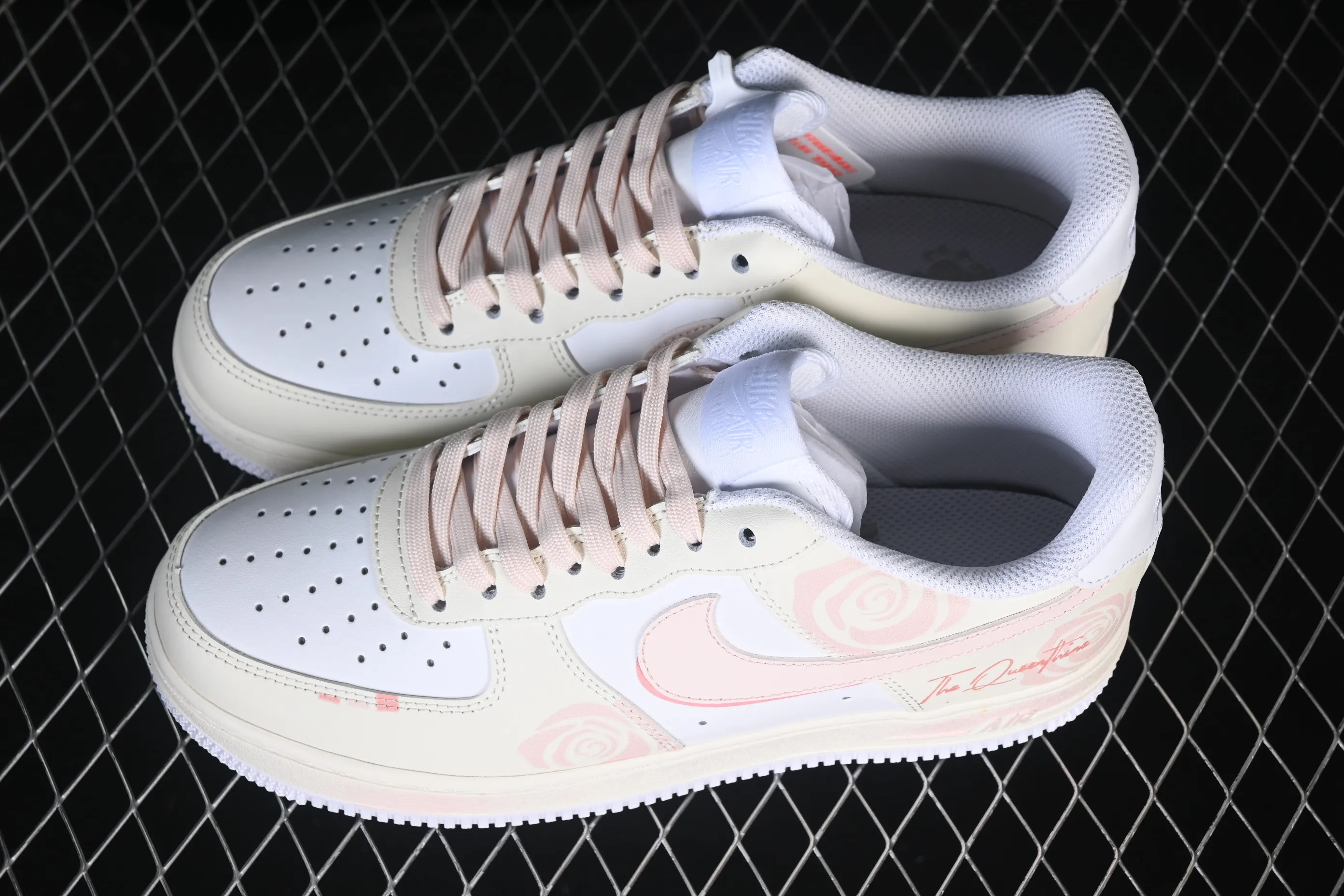 All categories Nk Air Force 1 Air Force series Nk Air Force 1 Low Air Force low-top Nike Air Force 1'07 Low Two-dimensional theme Rose Kiss Air Force 1 low-top casual sneakers ZH0316-150